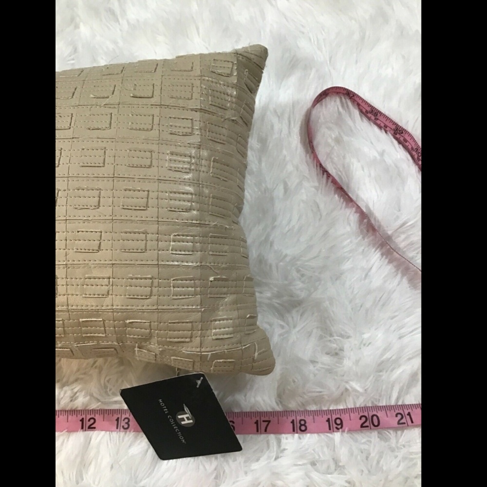 NEW $80 Hotel Collection Maze 10" x 18" Decorative Pillow Natural Khaki - Picture 4 of 8